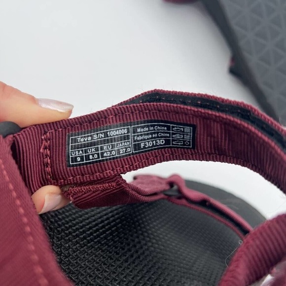 Teva Mens Universal Hiking‎ Sport Sandals Maroon 1004006 Textile Hook & Loop 9